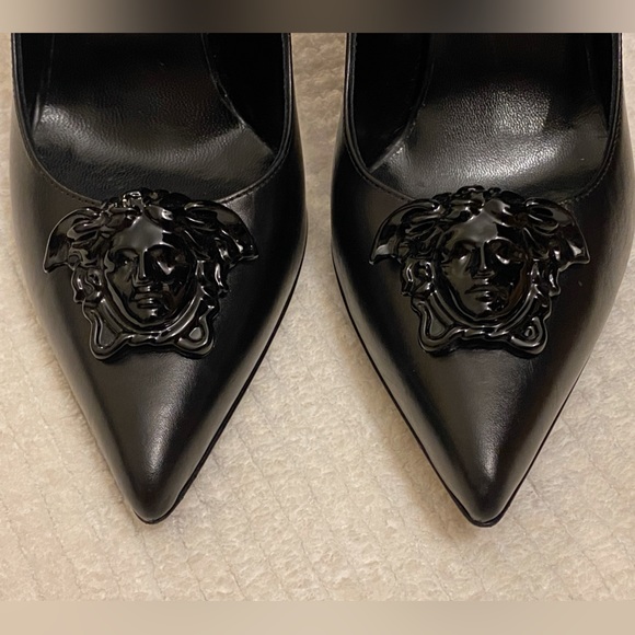 Versace Medusa Palazzo Pumps Size 37 - Picture 7 of 12